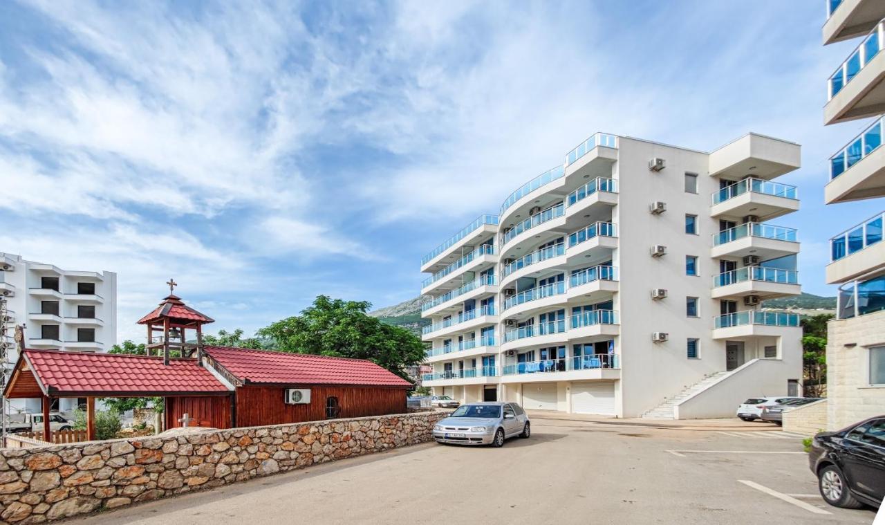Apartment Plavo Nebo Dobra Voda Exteriör bild